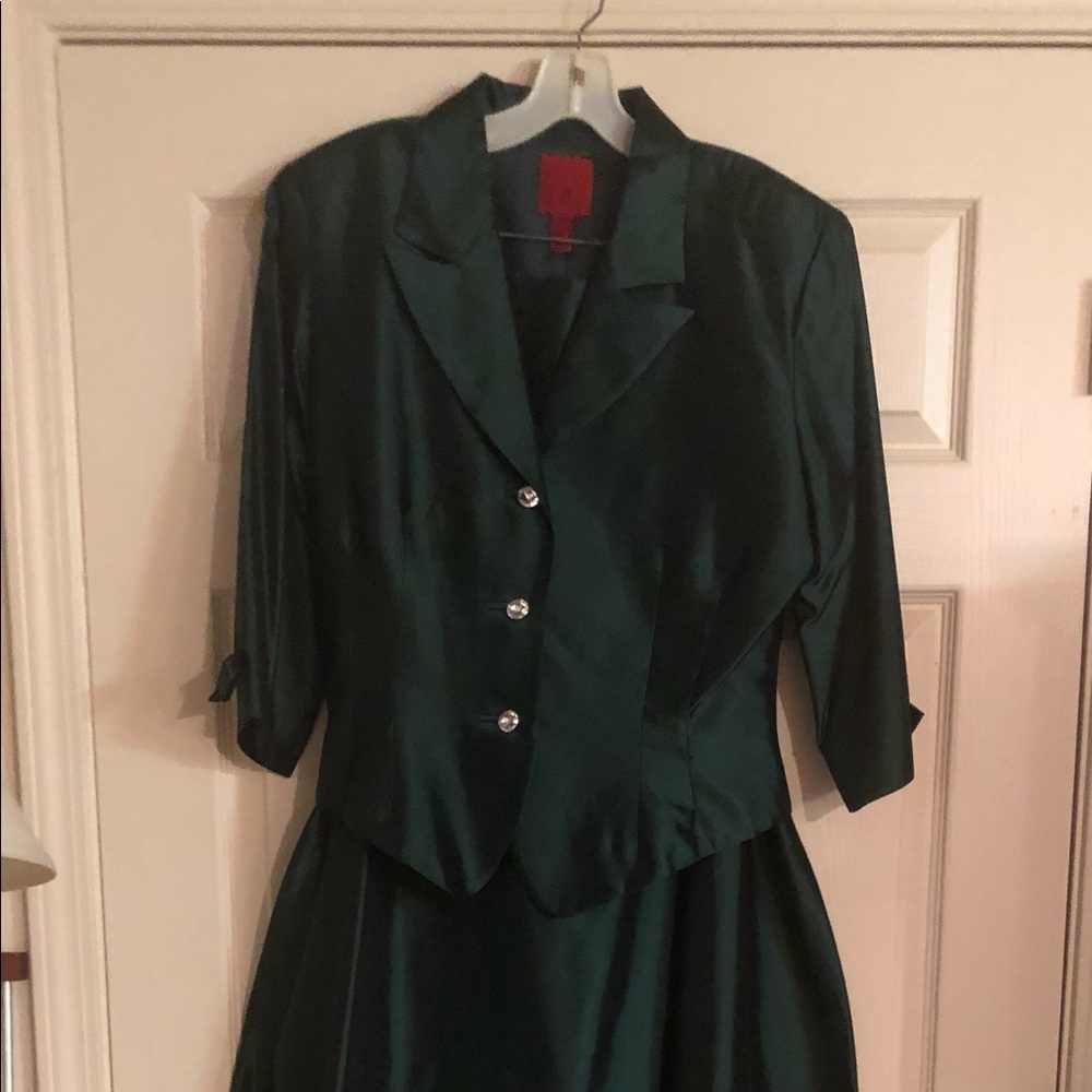 Elegant 2pc Formal wear